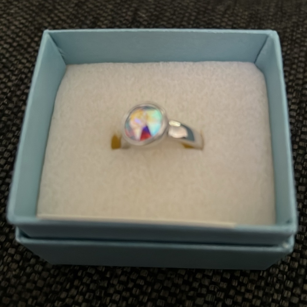 Touchstone Crystal Bliss Ring Crystal Aurore Boreale Size 6 - Picture 3 of 5